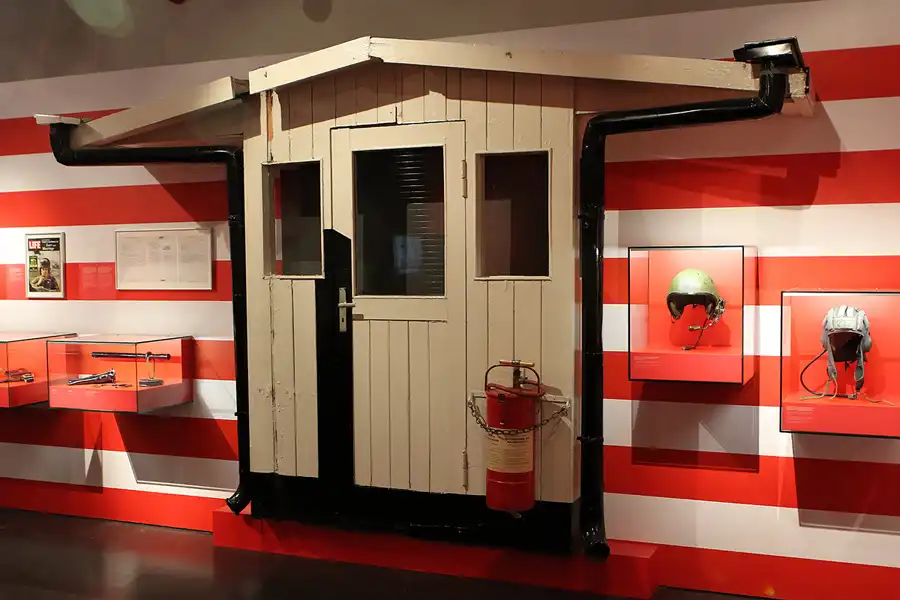 060 | 2011 | Berlin | Alliierten Museum | © carsten riede fotografie