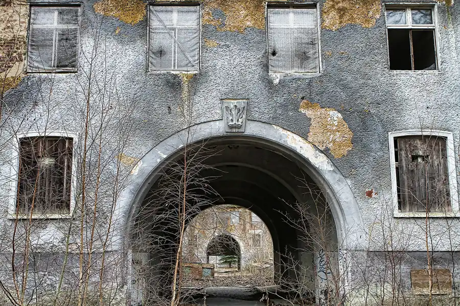 029 | 2011 | Döberitzer Heide | ehemalige russische Kasernen | © carsten riede fotografie