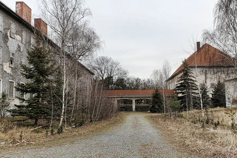 038 | 2011 | Döberitzer Heide | ehemalige russische Kasernen | © carsten riede fotografie