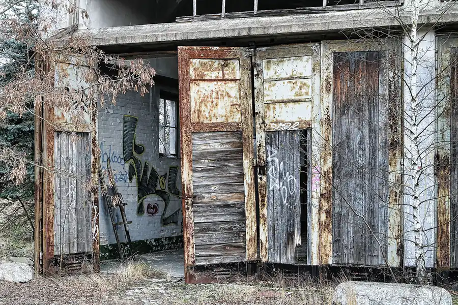048 | 2011 | Döberitzer Heide | ehemalige russische Kasernen | © carsten riede fotografie