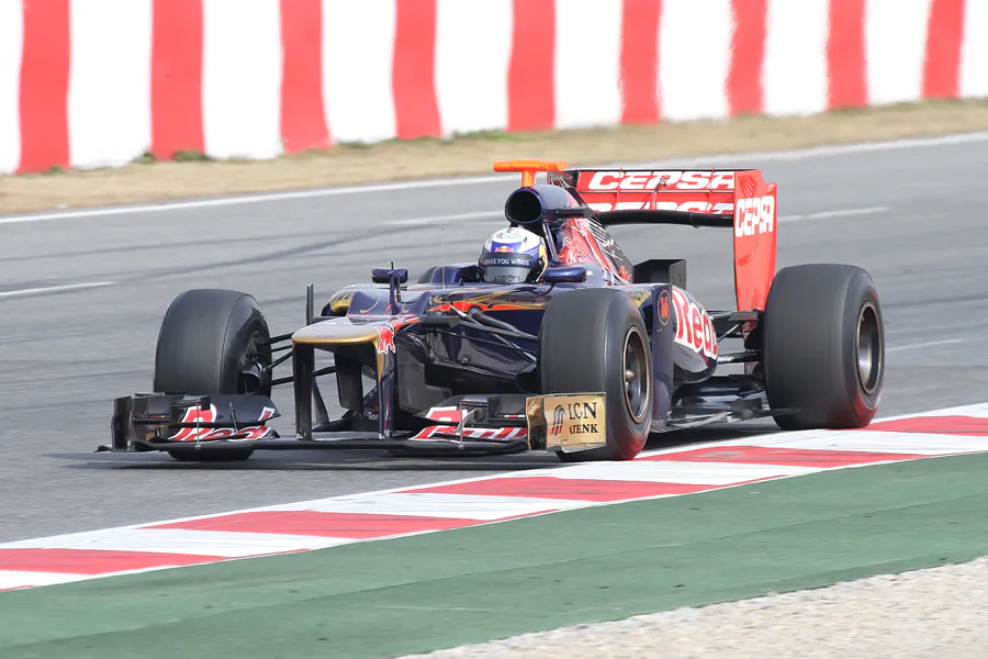 115 | 2012 | Barcelona | Toro Rosso-Ferrari STR7 | Daniel Ricciardo | © carsten riede fotografie