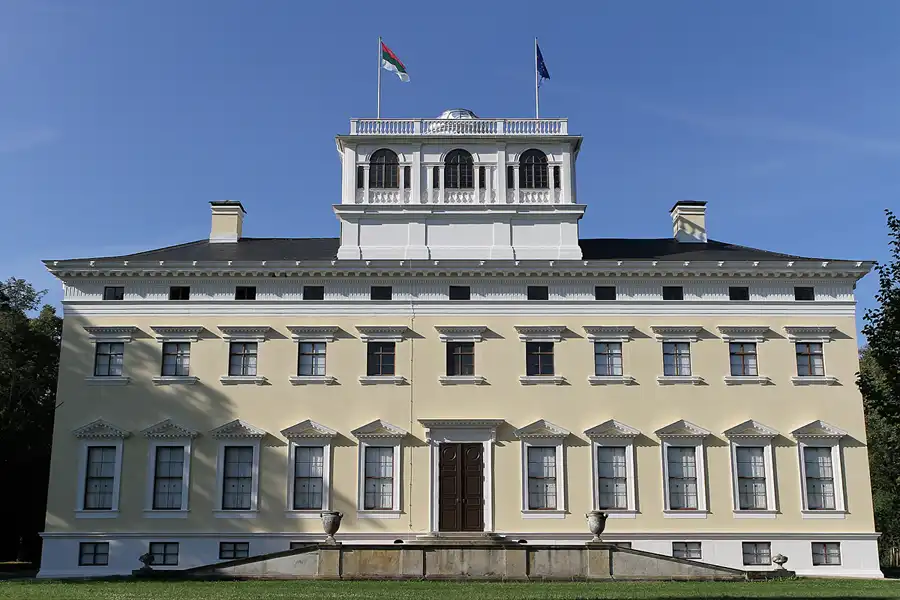 004 | 2012 | Wörlitz | Das Wörlitzer Gartenreich – Schloss Wörlitz | © carsten riede fotografie