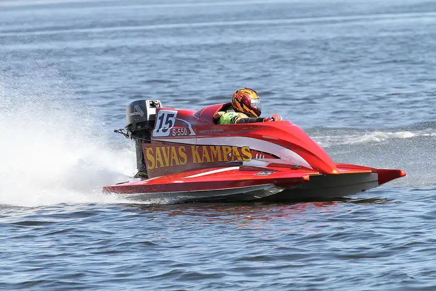 077 | 2012 | Berlin | Regattastrecke Grünau | Motorboot WM + EM – Grosser Preis von Deutschland – S-550 | © carsten riede fotografie