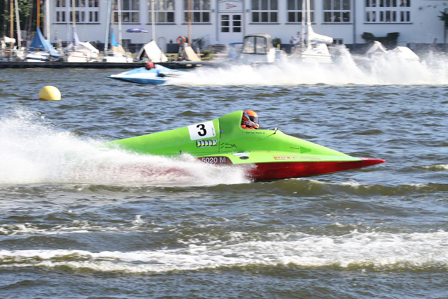052 | 2012 | Berlin | Regattastrecke Grünau | Motorboot WM + EM – Grosser Preis von Deutschland – Formel R-1000 | © carsten riede fotografie