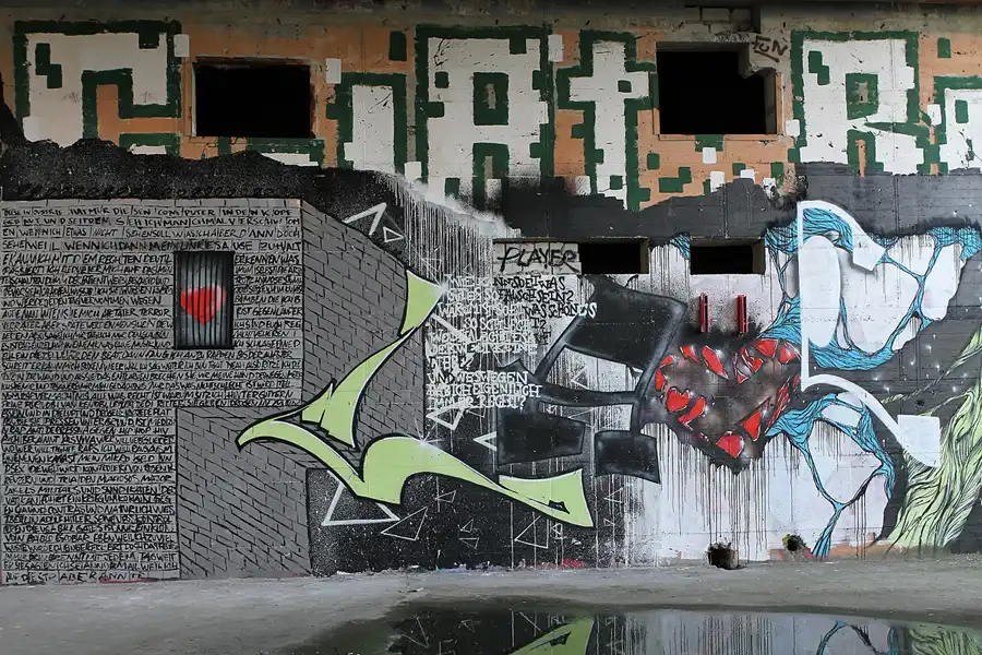 023 | 2012 | Berlin | Field Station Teufelsberg – Artbase | © carsten riede fotografie