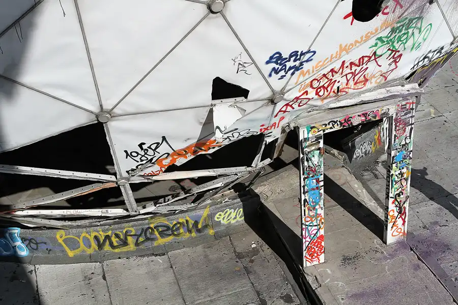 060 | 2012 | Berlin | Field Station Teufelsberg | © carsten riede fotografie