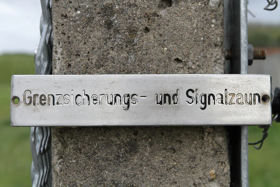 029 | 2012 | Hötensleben | Grenzdenkmal | © carsten riede fotografie
