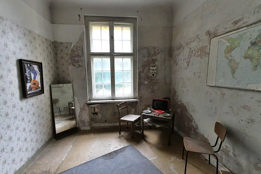 032 | 2012 | Wünsdorf | Das Haus der Offiziere – Hauptgebäude | © carsten riede fotografie