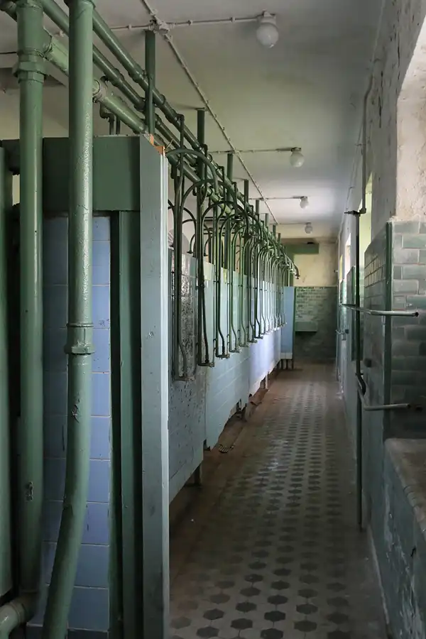 047 | 2012 | Wünsdorf | Das Haus der Offiziere – Badeanstalt | © carsten riede fotografie