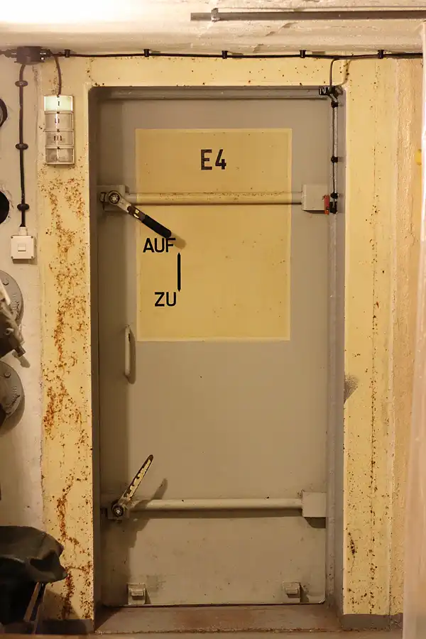 002 | 2012 | Frauenwald | Bunkermuseum – Ausweichführungsstelle der Bezirksverwaltung für Staatssicherheit Suhl | © carsten riede fotografie