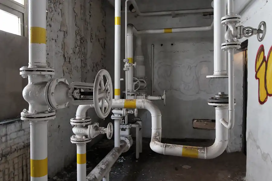 011 | 2012 | Berlin | Streetart im Backkombinat | © carsten riede fotografie