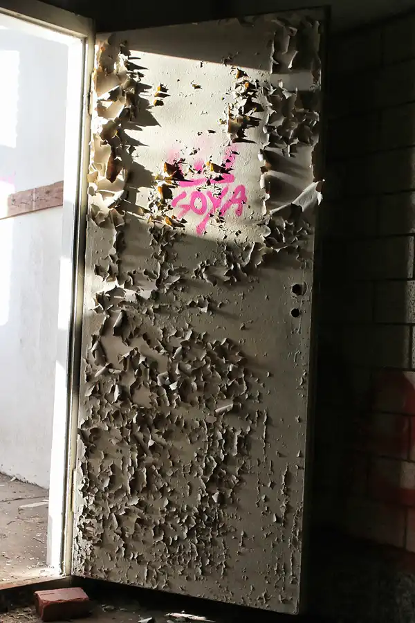 017 | 2012 | Berlin | Streetart im Backkombinat | © carsten riede fotografie