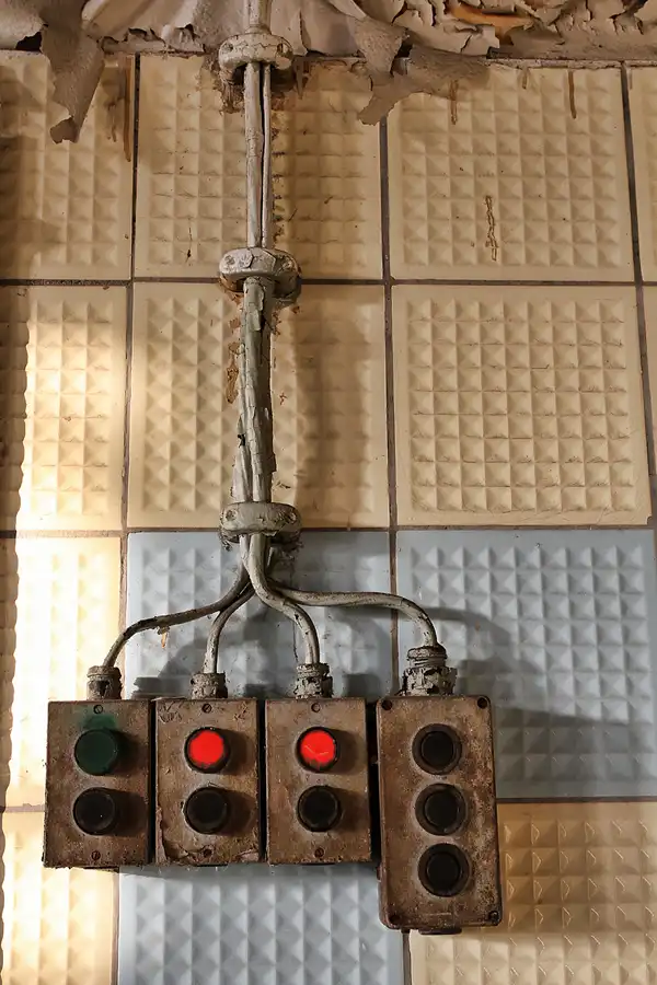 053 | 2012 | Berlin | Streetart im Backkombinat | © carsten riede fotografie