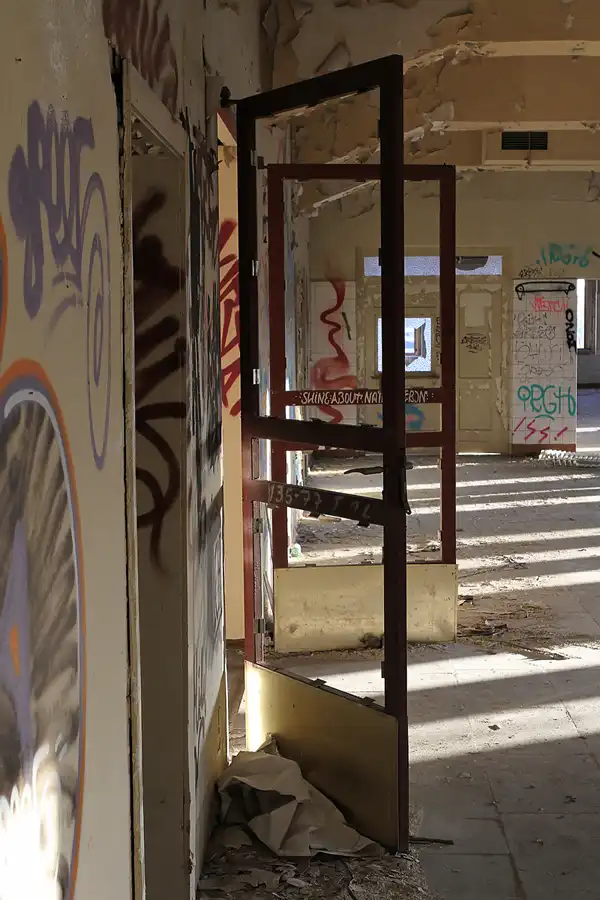 067 | 2012 | Berlin | Streetart im Backkombinat | © carsten riede fotografie