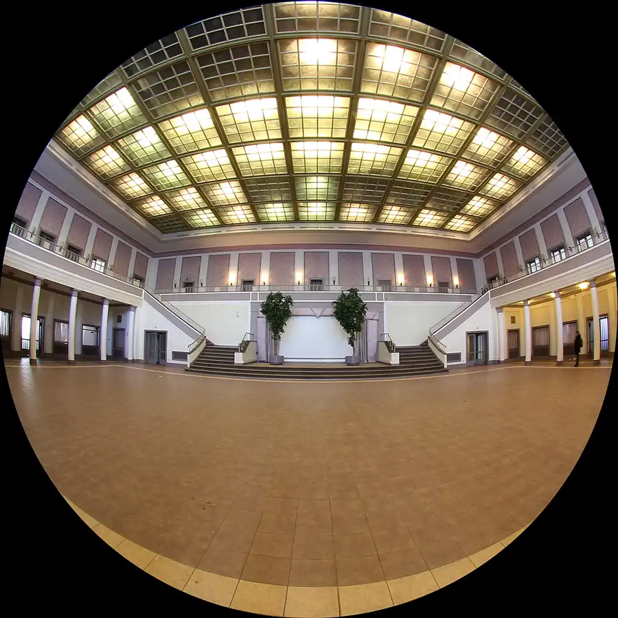 008 | 2012 | Bogensee | FDJ-Jugendhochschule | © carsten riede fotografie