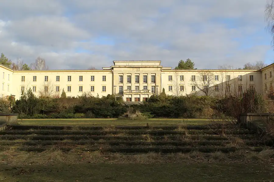 034 | 2012 | Bogensee | FDJ-Jugendhochschule | © carsten riede fotografie