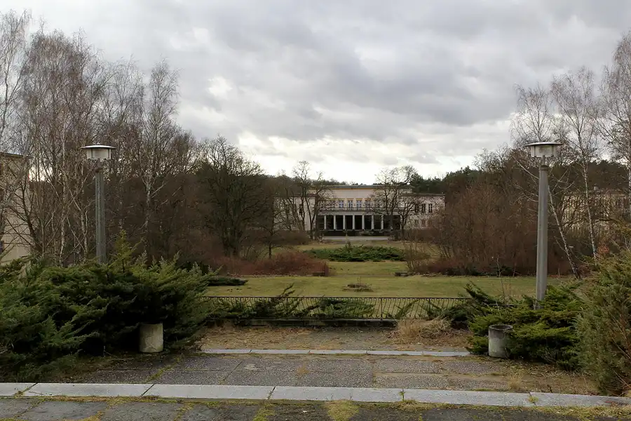 035 | 2012 | Bogensee | FDJ-Jugendhochschule | © carsten riede fotografie
