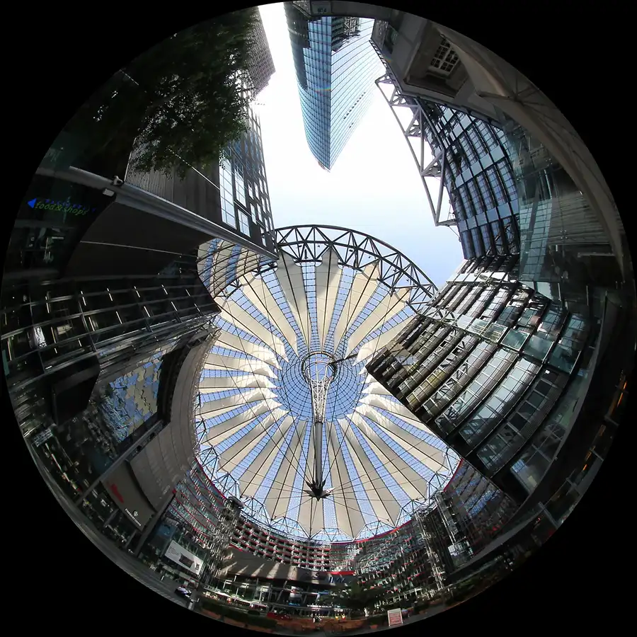 043 | 2013 | Berlin | Potsdamer Platz – Sony Center | © carsten riede fotografie