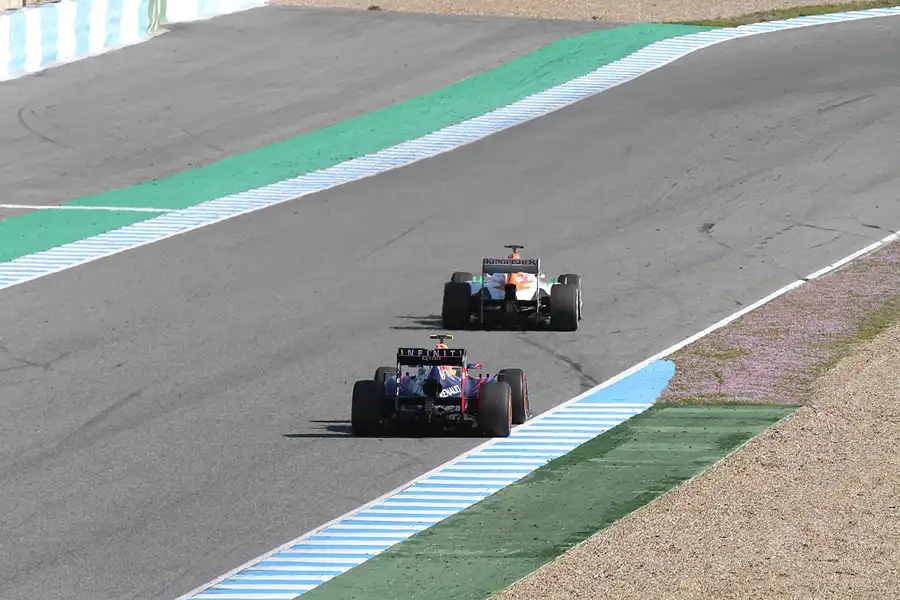 136 | 2013 | Jerez De La Frontera | Force India-Mercedes Benz VJM06 | Paul Di Resta + Red Bull-Renault RB9 | Mark Webber  | © carsten riede fotografie