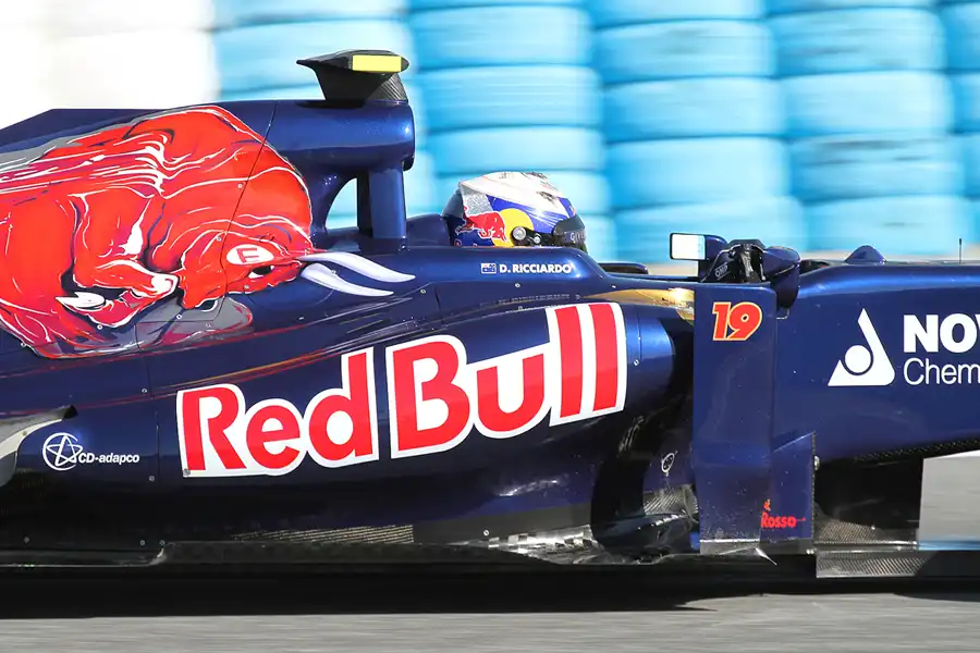 159 | 2013 | Jerez De La Frontera | Toro Rosso-Ferrari STR8 | Daniel Ricciardo | © carsten riede fotografie