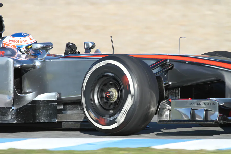 091 | 2013 | Jerez De La Frontera | McLaren-Mercedes Benz MP4-28 | Jenson Button | © carsten riede fotografie