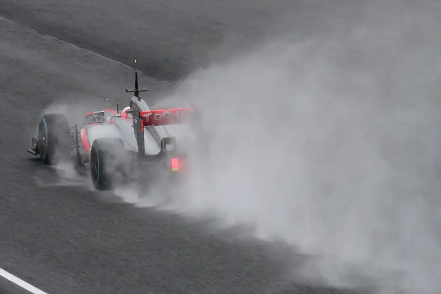 089 | 2013 | Barcelona | McLaren-Mercedes Benz MP4-28 | Jenson Button | © carsten riede fotografie