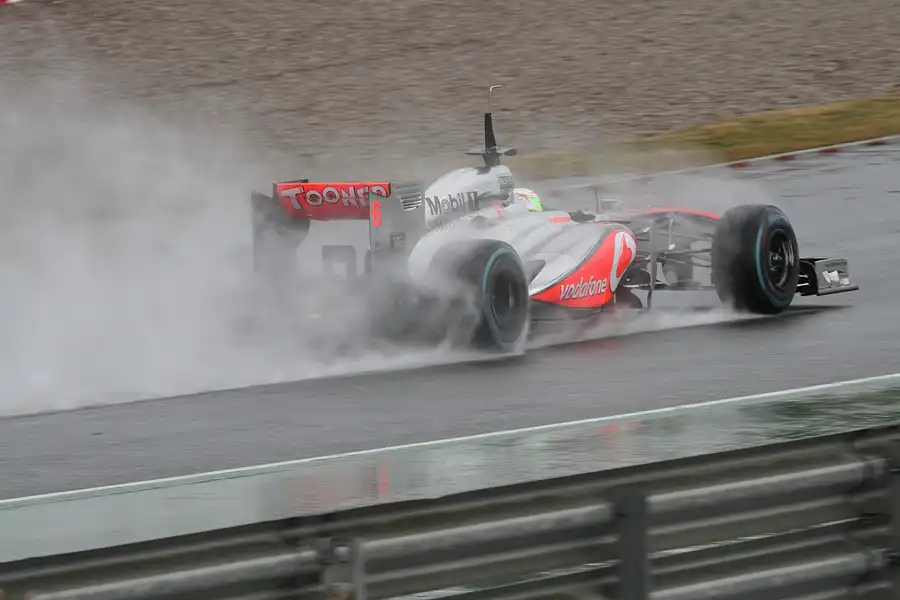 098 | 2013 | Barcelona | McLaren-Mercedes Benz MP4-28 | Sergio Perez | © carsten riede fotografie