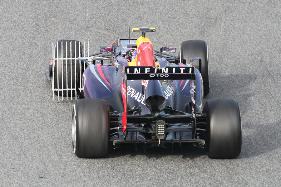 137 | 2013 | Barcelona | Red Bull-Renault RB9 | Mark Webber | © carsten riede fotografie