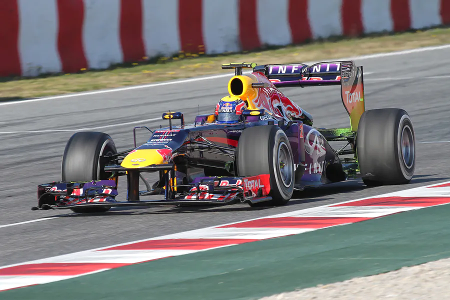 140 | 2013 | Barcelona | Red Bull-Renault RB9 | Mark Webber | © carsten riede fotografie