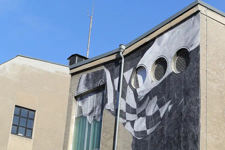 009 | 2013 | Berlin | JR – The Wrinkles Of The City | Auguststrasse | © carsten riede fotografie