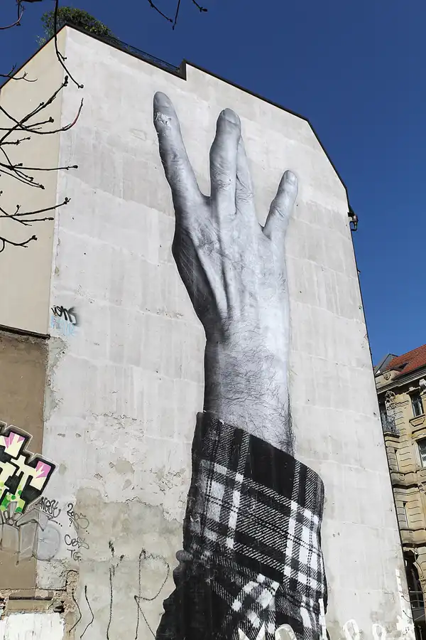 019 | 2013 | Berlin | JR – The Wrinkles Of The City | Invalidenstrasse | © carsten riede fotografie