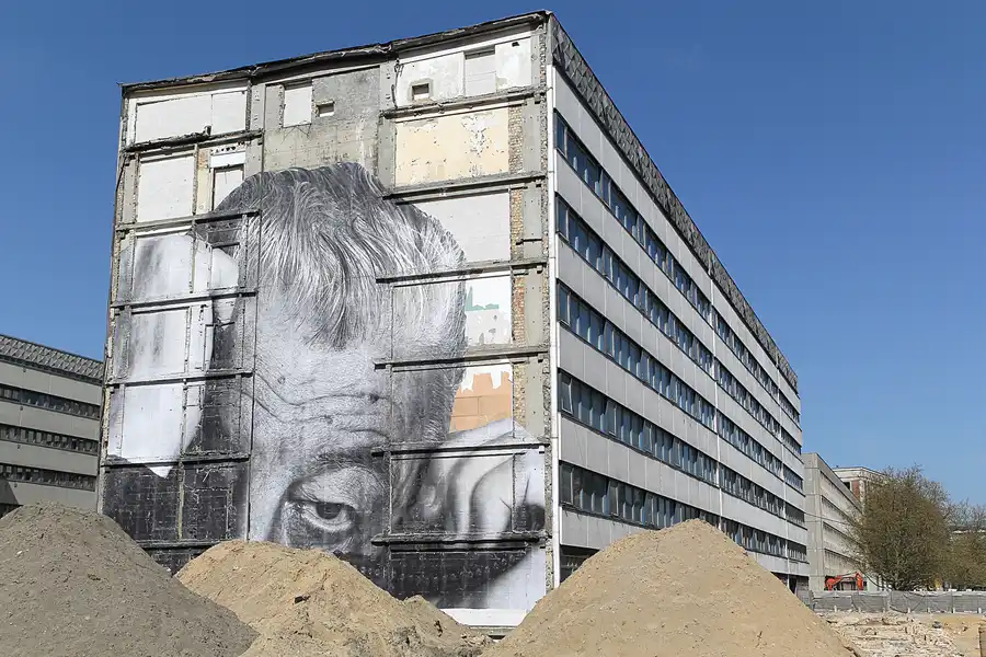 031 | 2013 | Berlin | JR – The Wrinkles Of The City | Breite Strasse | © carsten riede fotografie