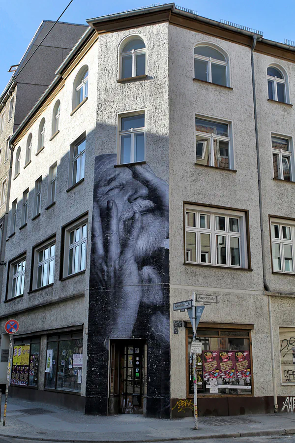 008 | 2013 | Berlin | JR – The Wrinkles Of The City | Rosenthaler Strasse/Auguststrasse | © carsten riede fotografie
