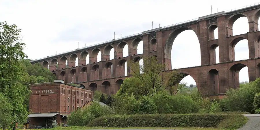 039 | 2013 | Mylau/Netzschkau | Göltzschtalbrücke – Grösste Ziegelsteinbrücke der Welt – 574 Meter lang und 78 Meter hoch | © carsten riede fotografie