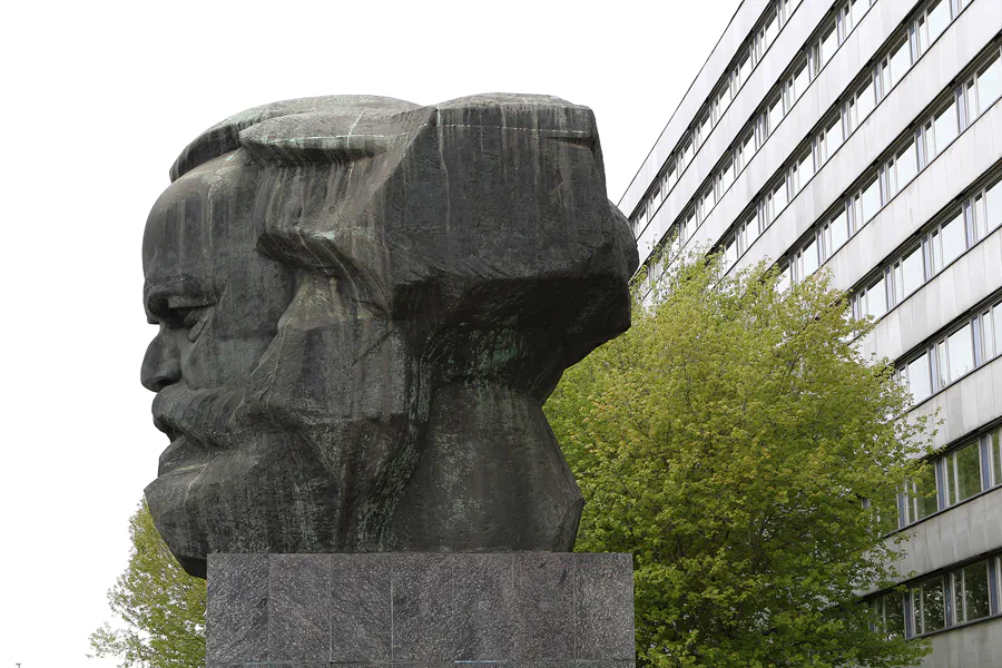 024 | 2013 | Chemnitz | Karl-Marx-Monument | © carsten riede fotografie