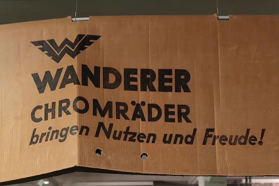 019 | 2013 | Chemnitz | Museum für Sächsische Fahrzeuge | © carsten riede fotografie