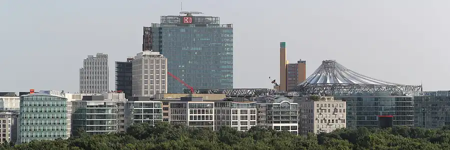 046 | 2013 | Berlin | Reichstag – Deutscher Bundestag | Blick von der Dachterrasse | © carsten riede fotografie