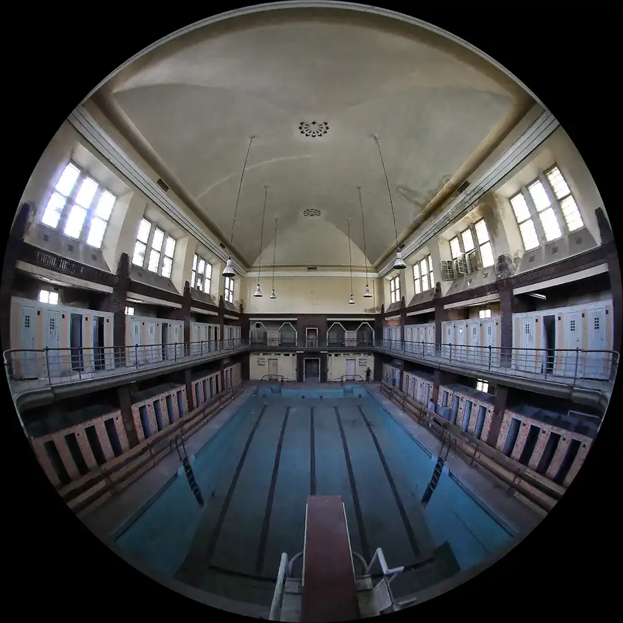 043 | 2013 | Berlin | Stadtbad Lichtenberg – Hubertusbad | © carsten riede fotografie