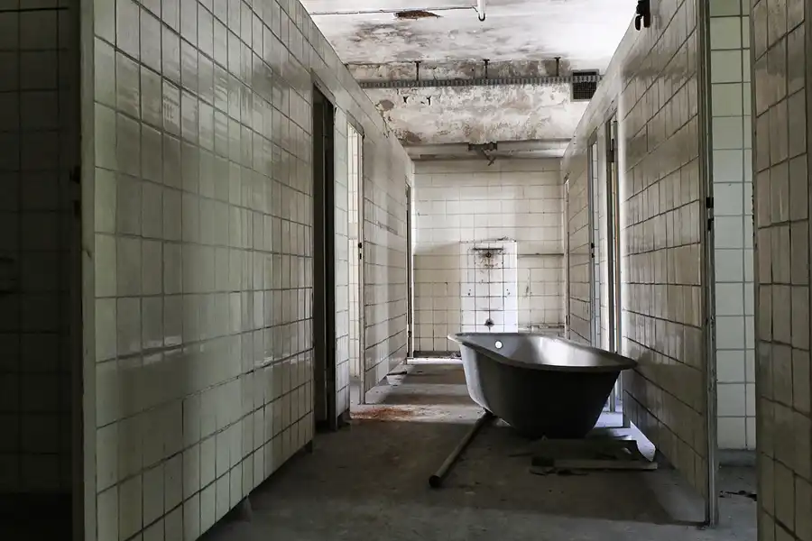 112 | 2013 | Berlin | Stadtbad Lichtenberg – Hubertusbad | © carsten riede fotografie