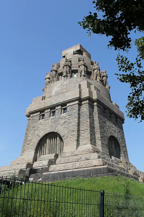 021 | 2013 | Leipzig | Völkerschlachtdenkmal | © carsten riede fotografie