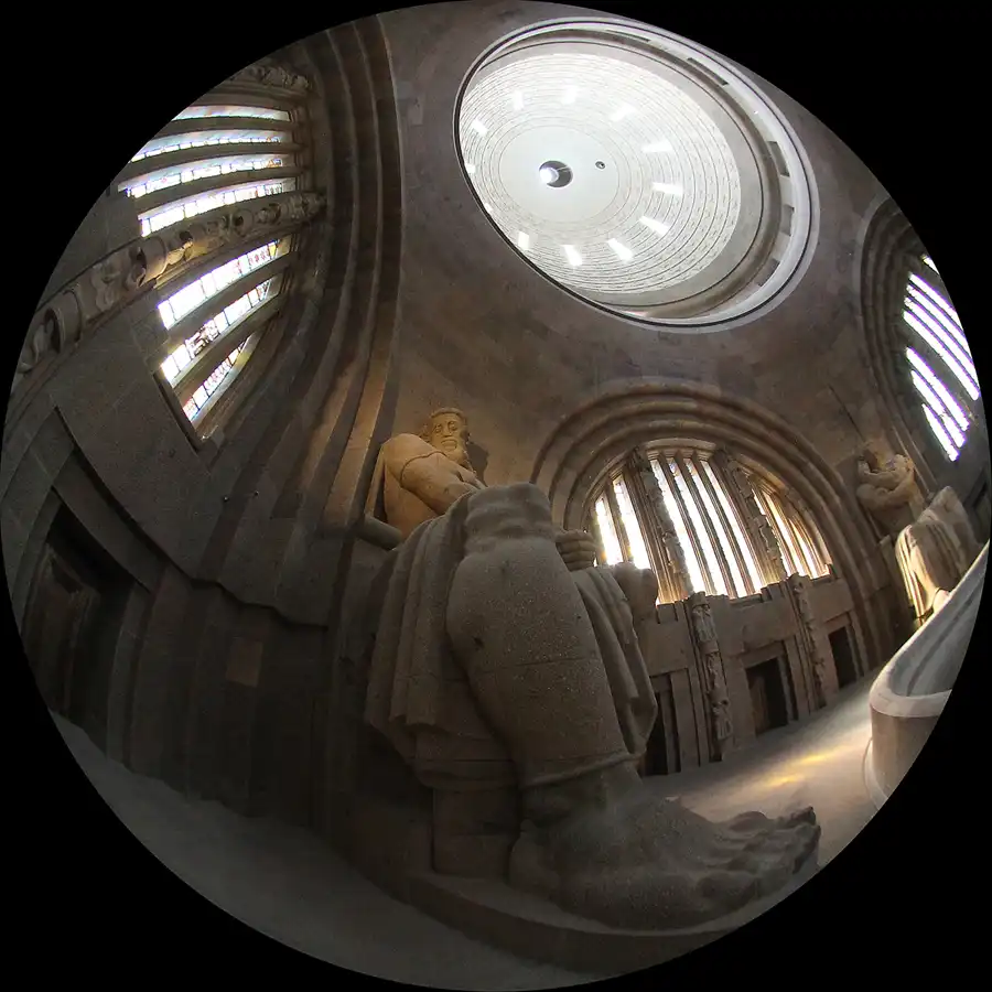 032 | 2013 | Leipzig | Völkerschlachtdenkmal | © carsten riede fotografie