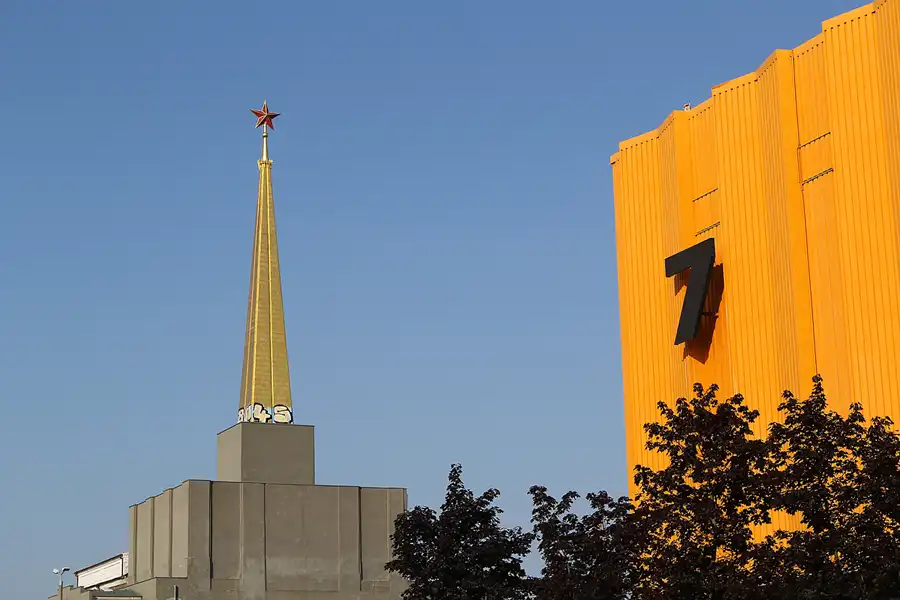 073 | 2013 | Leipzig | Alte Messe | © carsten riede fotografie