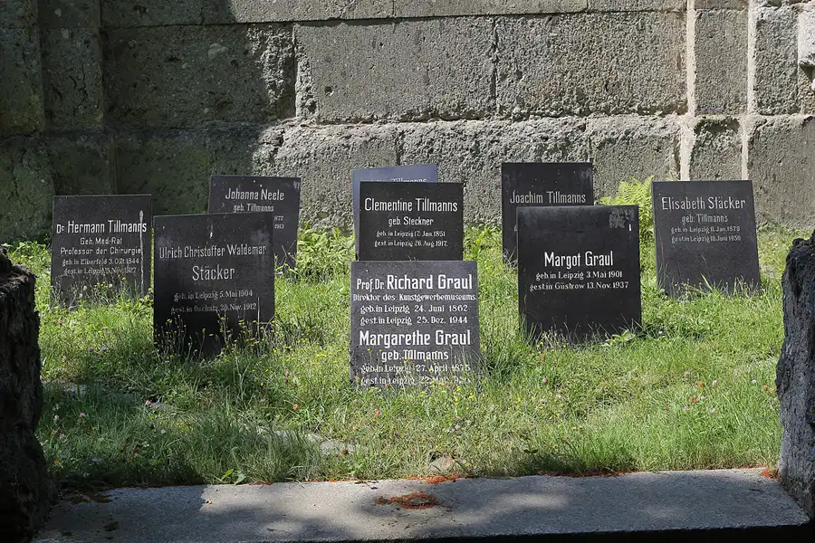 043 | 2013 | Leipzig | Südfriedhof | © carsten riede fotografie