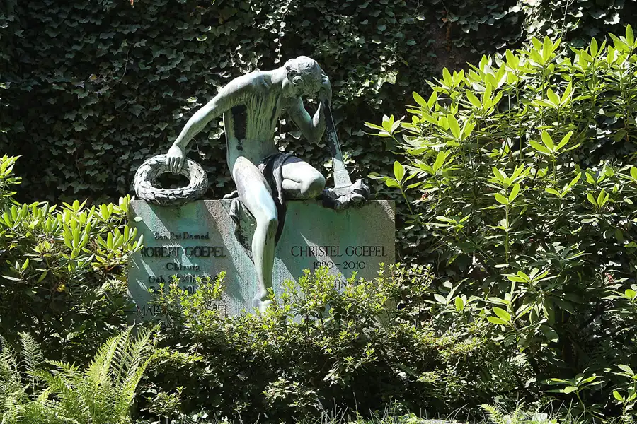 050 | 2013 | Leipzig | Südfriedhof | © carsten riede fotografie