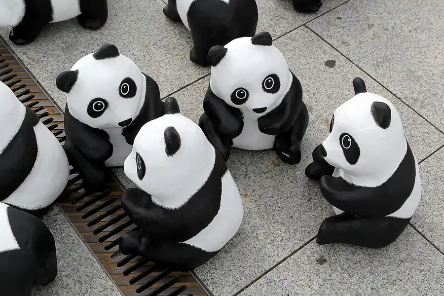 011 | 2013 | Berlin | 1600 Pandas on Tour | © carsten riede fotografie