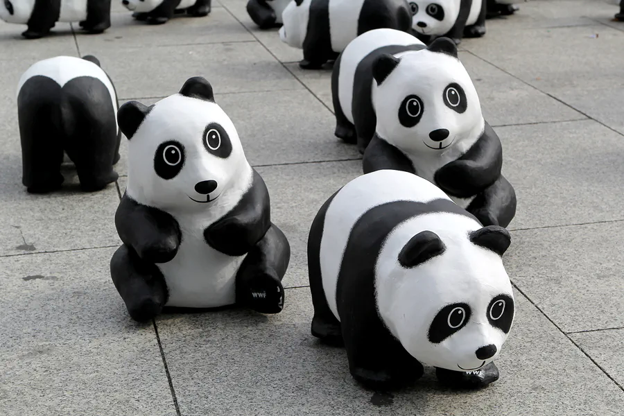 003 | 2013 | Berlin | 1600 Pandas on Tour | © carsten riede fotografie
