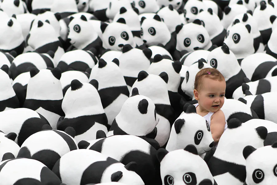023 | 2013 | Berlin | 1600 Pandas on Tour | © carsten riede fotografie