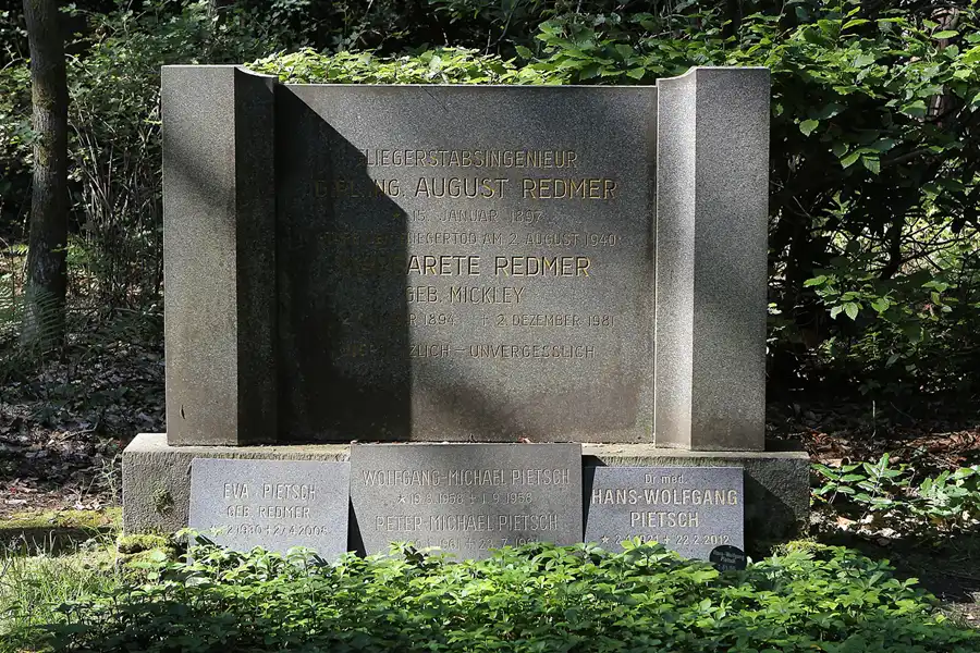 043 | 2013 | Stahnsdorf | Südwestkirchhof | © carsten riede fotografie