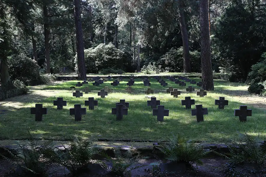 085 | 2013 | Stahnsdorf | Südwestkirchhof | © carsten riede fotografie