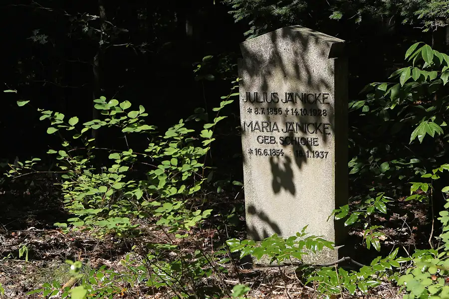 090 | 2013 | Stahnsdorf | Südwestkirchhof | © carsten riede fotografie